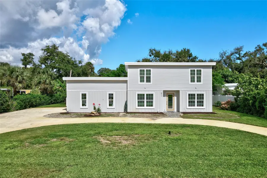 511 Gardenia Ln, Vero Beach, FL 32963 - Image #2