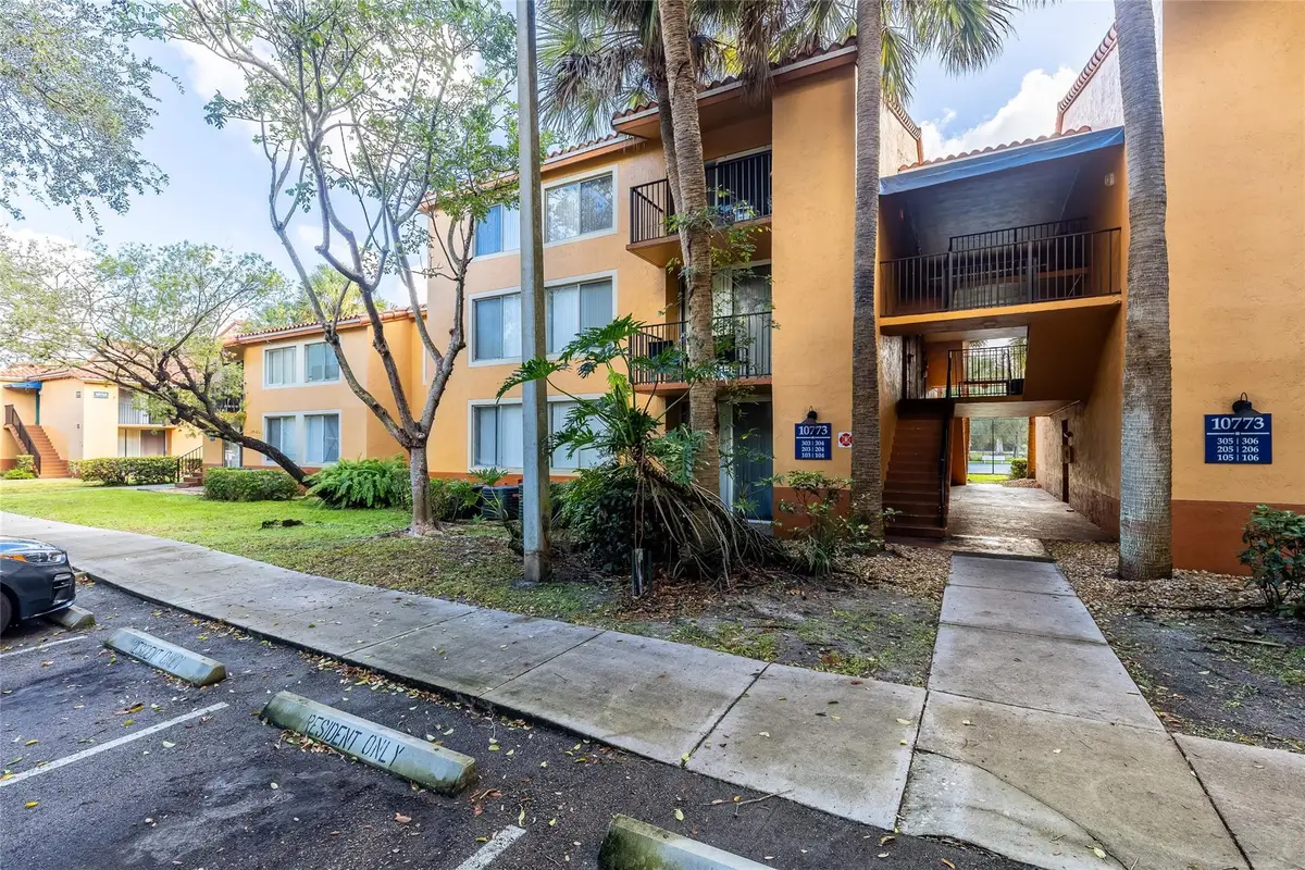10773 Cleary Blvd #104, Plantation, FL 33324 - Image #1