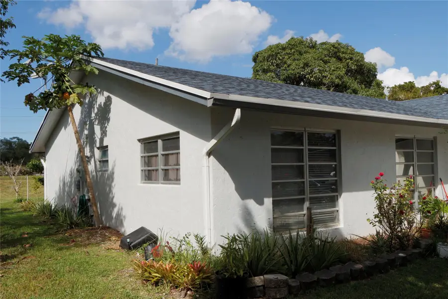 5305 Bayberry Ln, Tamarac, FL 33319 - Image #2