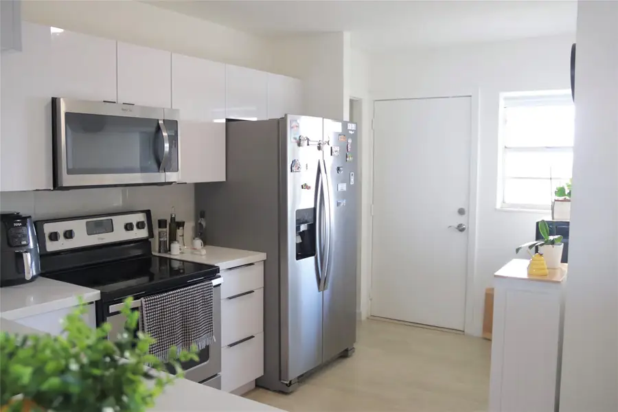 1770 NE 191st St #816, Miami, FL 33179 - Image #3