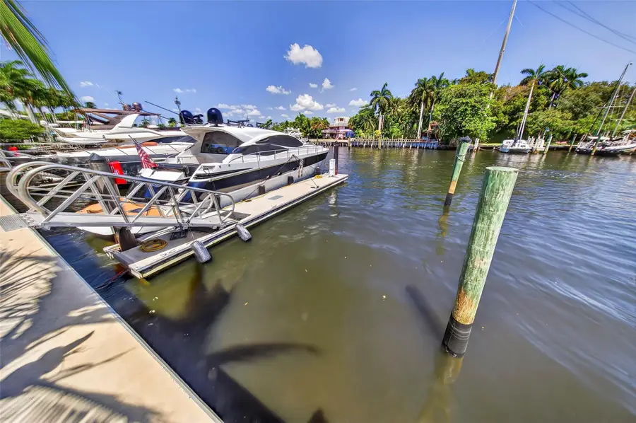 621 SW 5 Place, Fort Lauderdale, FL 33315 - Image #3
