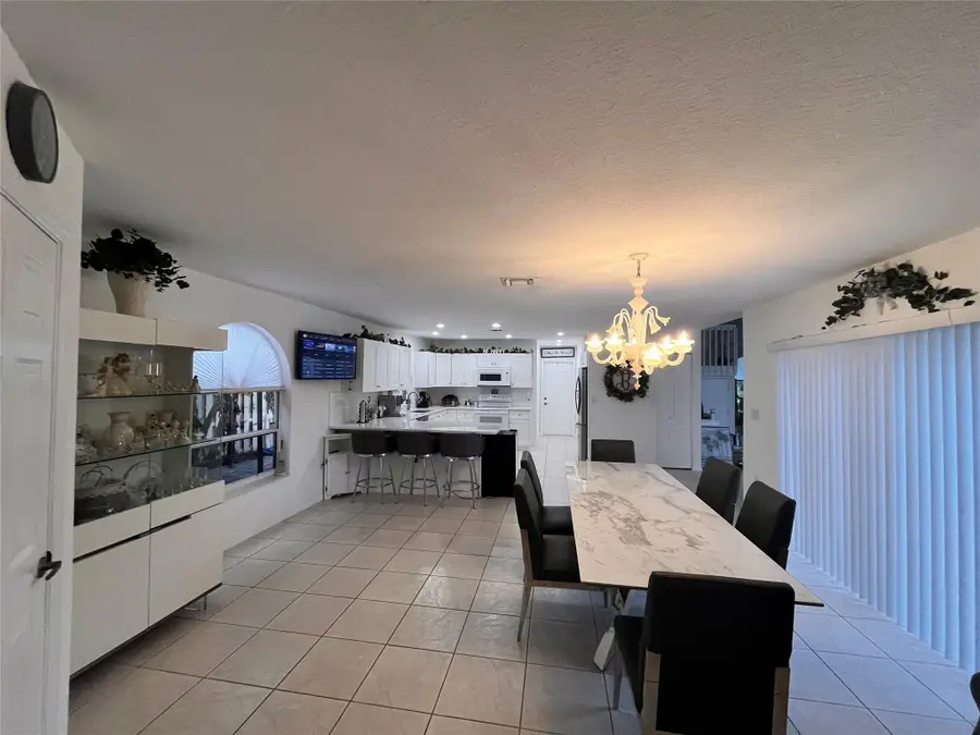 7548 Fairway Trail, Boca Raton, FL 33487 - Image #2