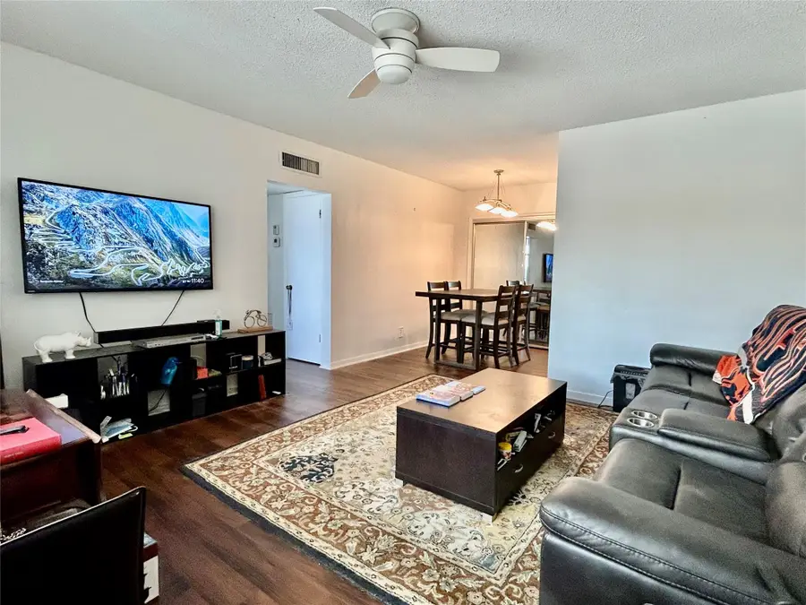 350 S Cypress Rd #521, Pompano Beach, FL 33060 - Image #2