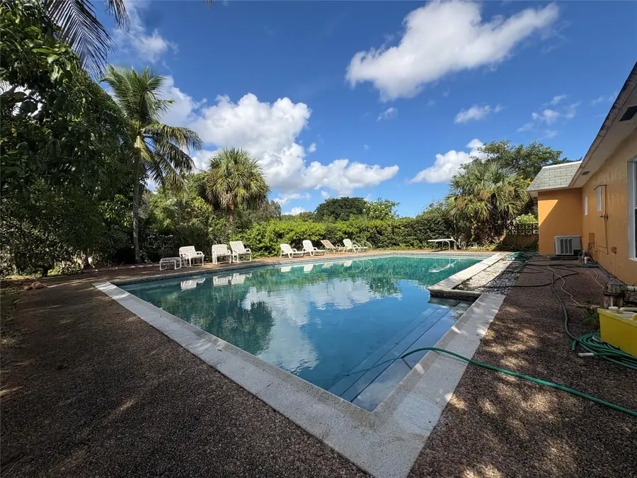 1091 NW 78th Ter, Plantation, FL 33322 - Image #3