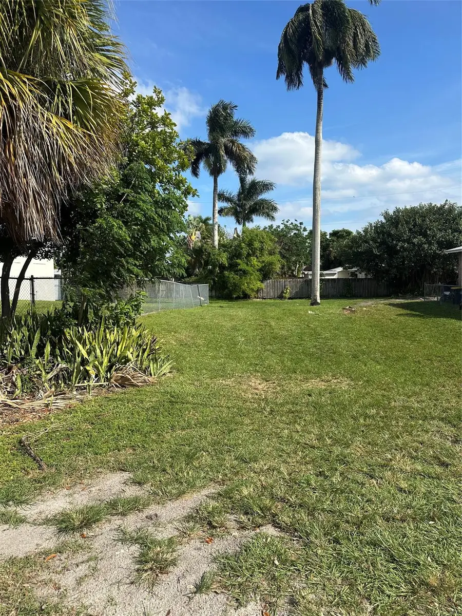 1 Ne 1st Ave, Dania Beach, FL 33004 - Image #2