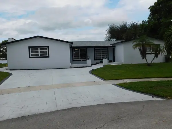 8671 NW 19th St, Pembroke Pines, FL 33024