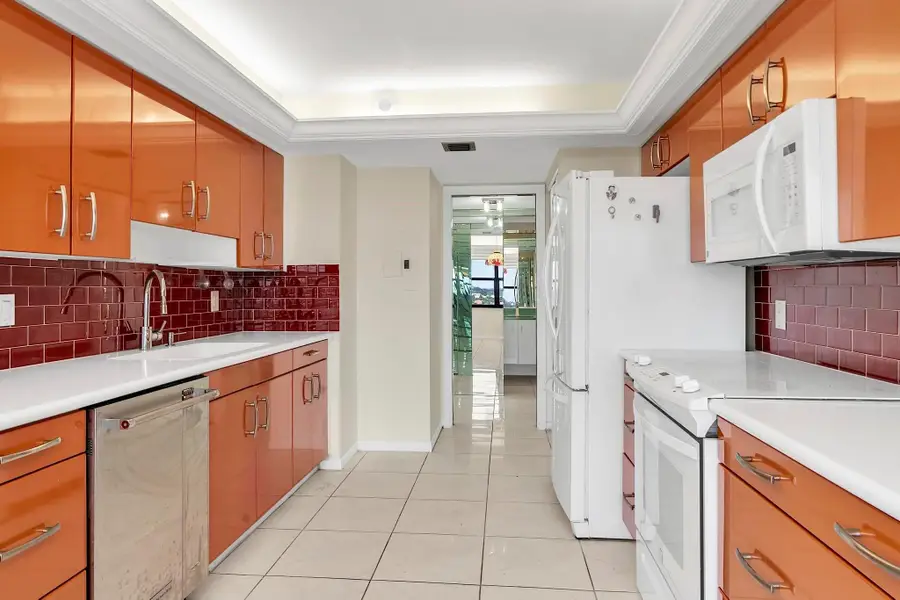 5000 N Ocean Blvd #1102, Lauderdale By The Sea, FL 33308 - Image #2