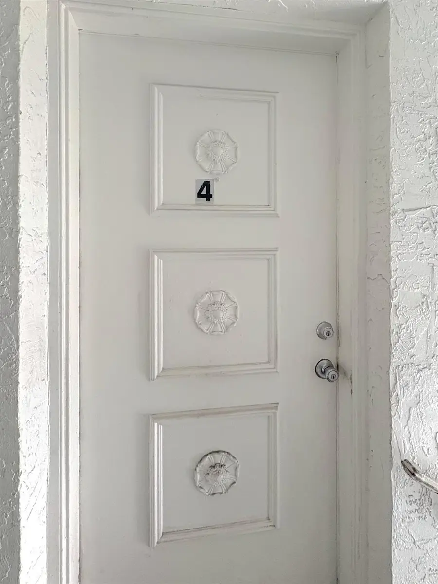 1924 NE 26th St, Wilton Manors, FL 33305 - Image #3