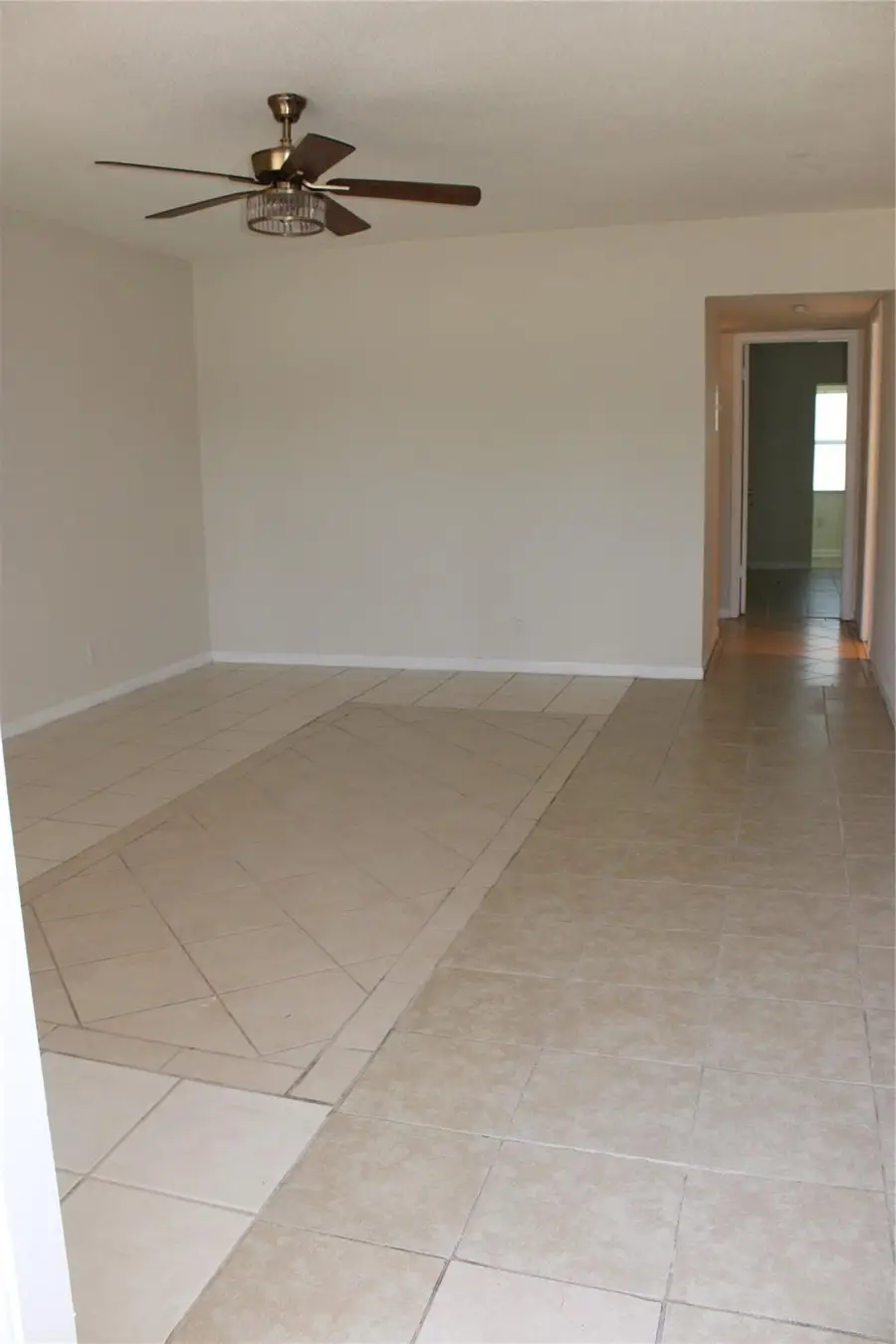 315 Norwich #315, West Palm Beach, FL 33417 - Image #2