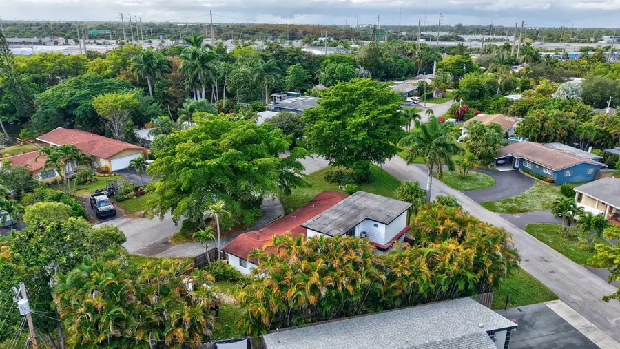 3565 Lloyd Dr, Fort Lauderdale, FL 33309 - Image #2