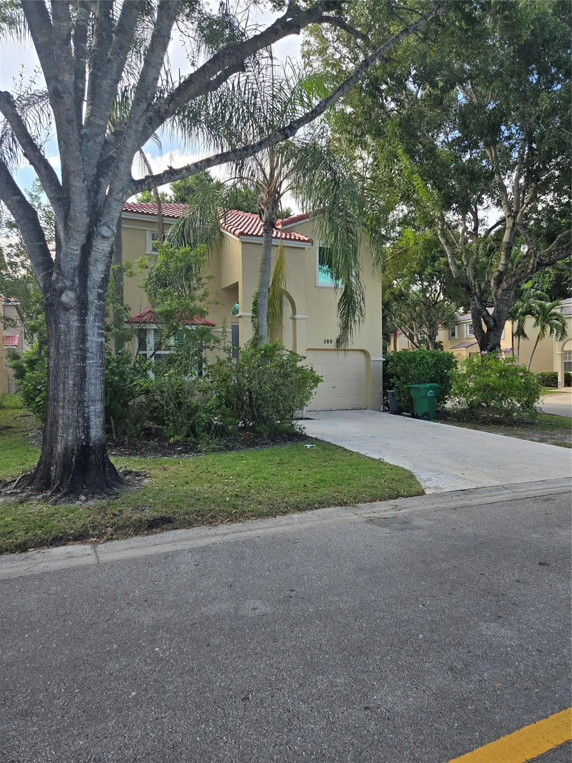 580 NW 87 Way, Coral Springs, FL 33071 - Image #1