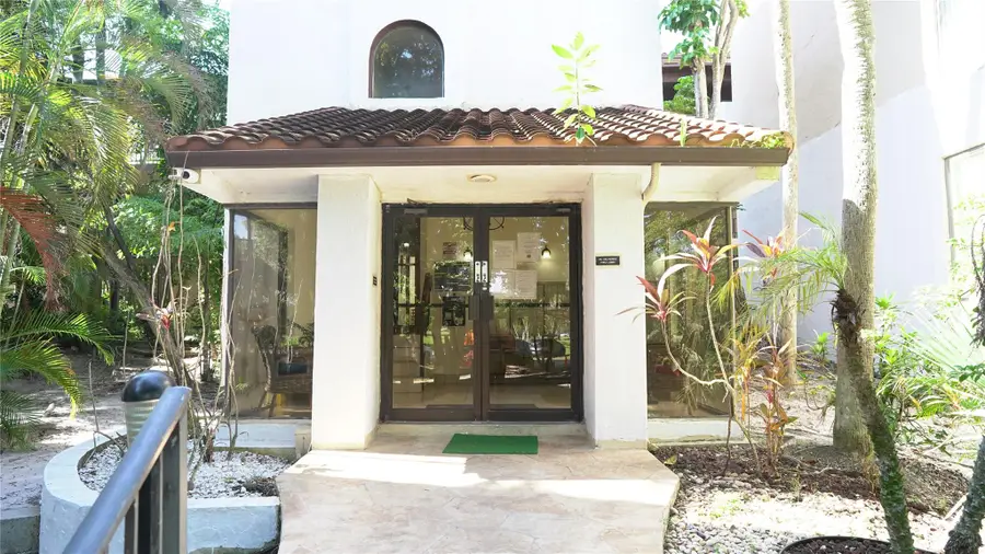 6060 S Falls Circle Dr #218, Lauderhill, FL 33319 - Image #2