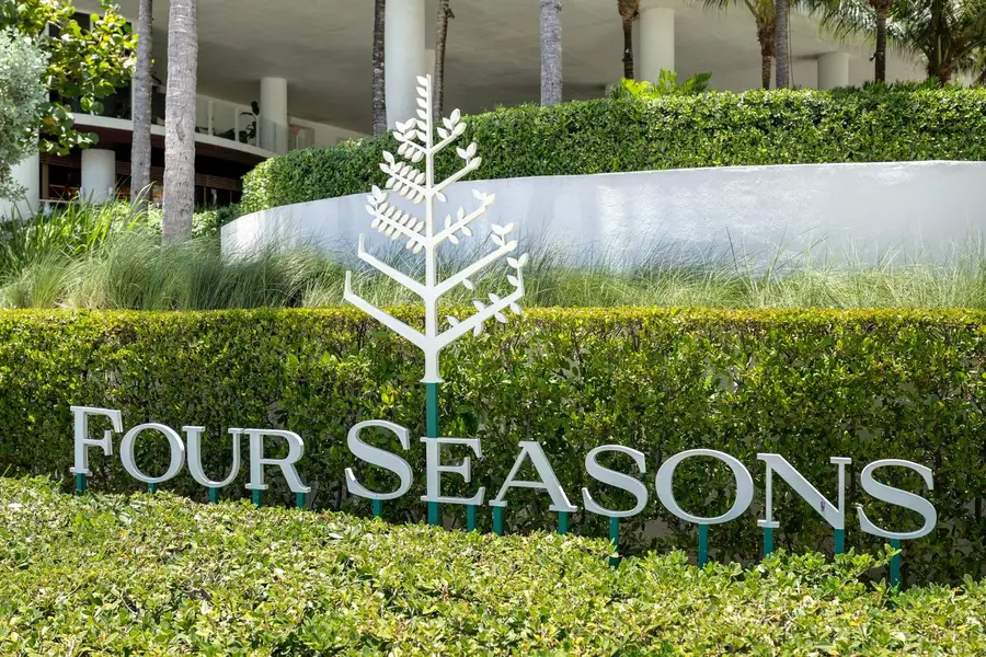 525 N Fort Lauderdale Beach Blvd #1504, Fort Lauderdale, FL 33304 - Image #2