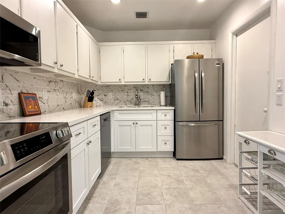 669 W Oakland Park Blvd #220B, Wilton Manors, FL 33311 - Image #1