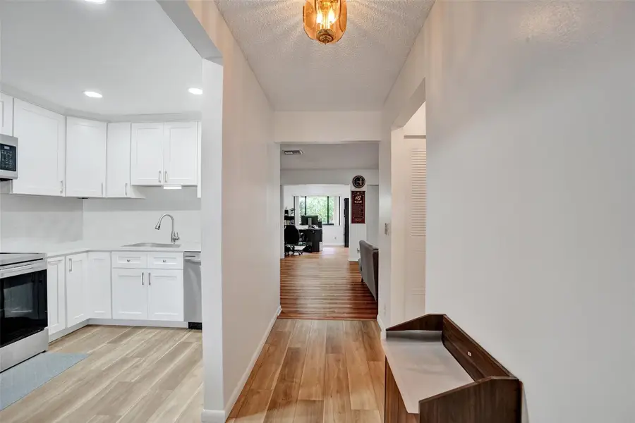 1752 SW 19 Avenue, Deerfield Beach, FL 33442 - Image #3