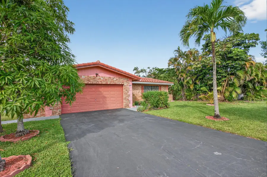 4460 NW 105th Ter, Coral Springs, FL 33065 - Image #3