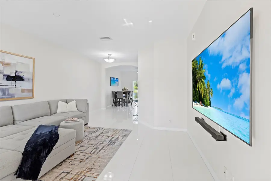 4722 Lago Vista Dr #4722, Coconut Creek, FL 33073 - Image #3