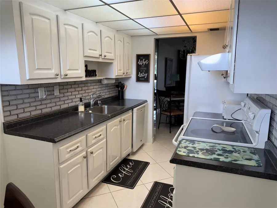 2901 NW 48th Ave #269, Lauderdale Lakes, FL 33313 - Image #2