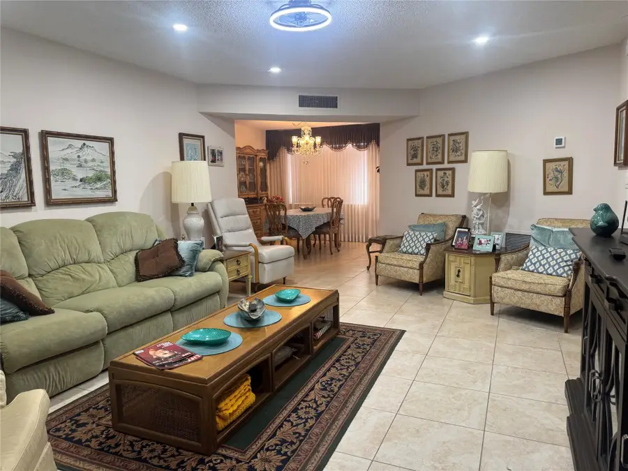3940 NW 42nd Ave #312, Lauderdale Lakes, FL 33319 - Image #2