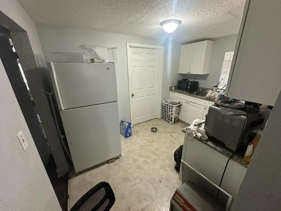 1108 State St, West Palm Beach, FL 33407 - Image #3