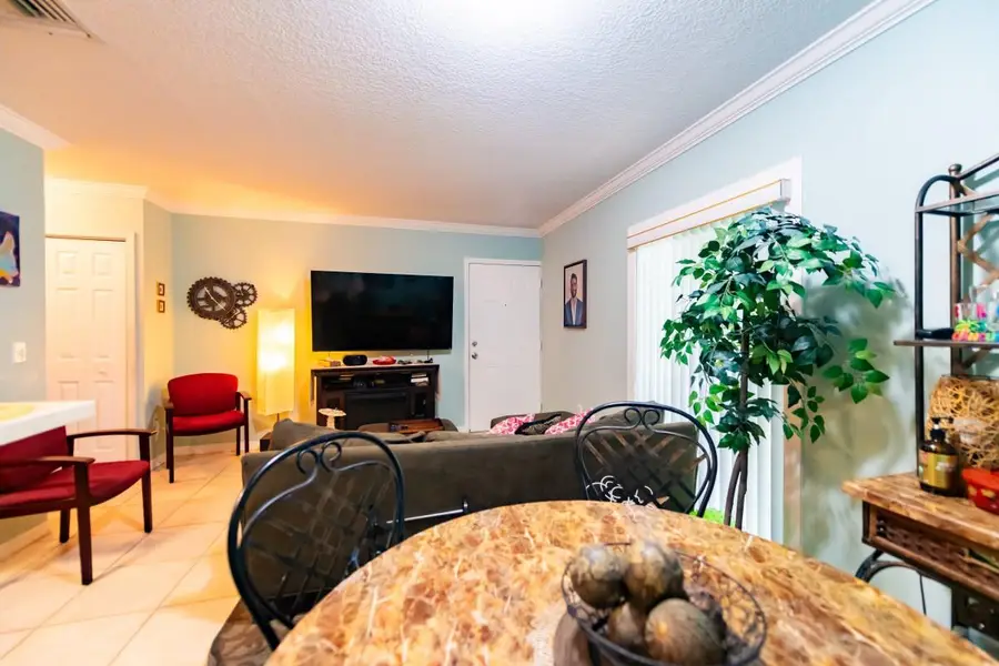 63 NW 17th Pl #6, Miami, FL 33125 - Image #3