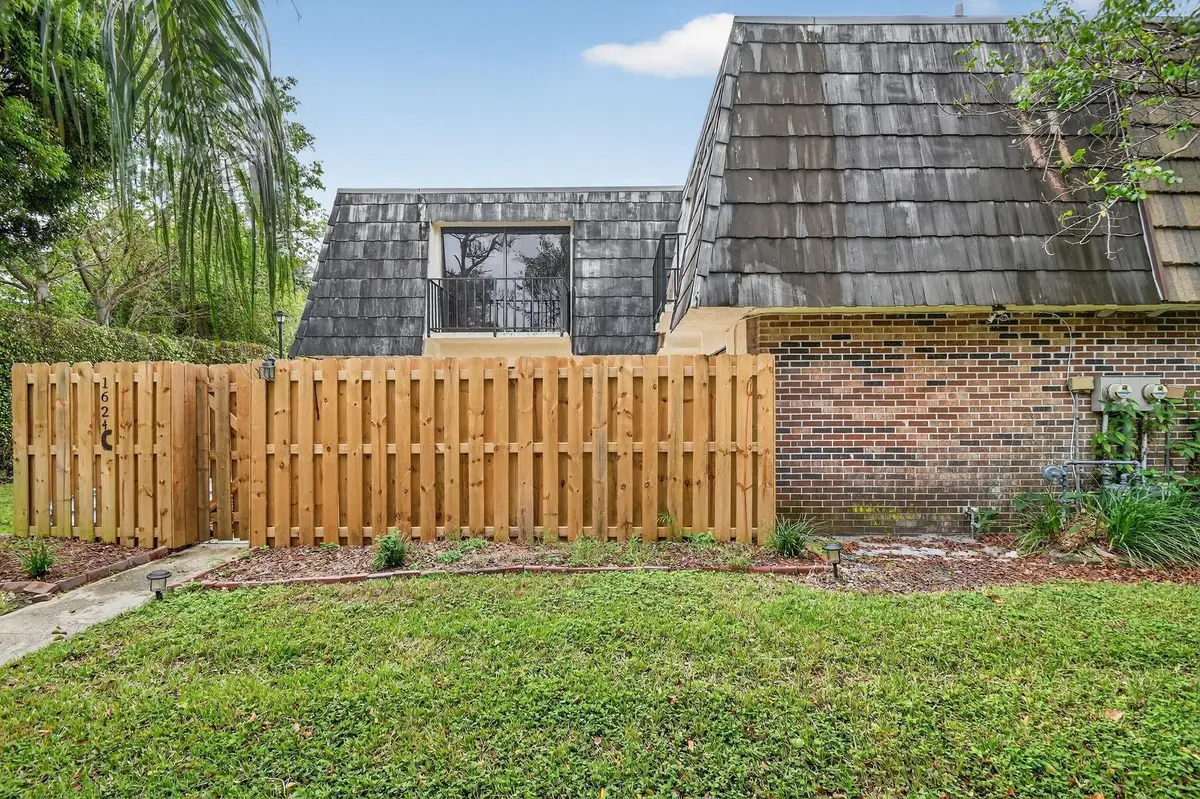 1624 Forest Lakes Cir #C, West Palm Beach, FL 33406 - Image #1