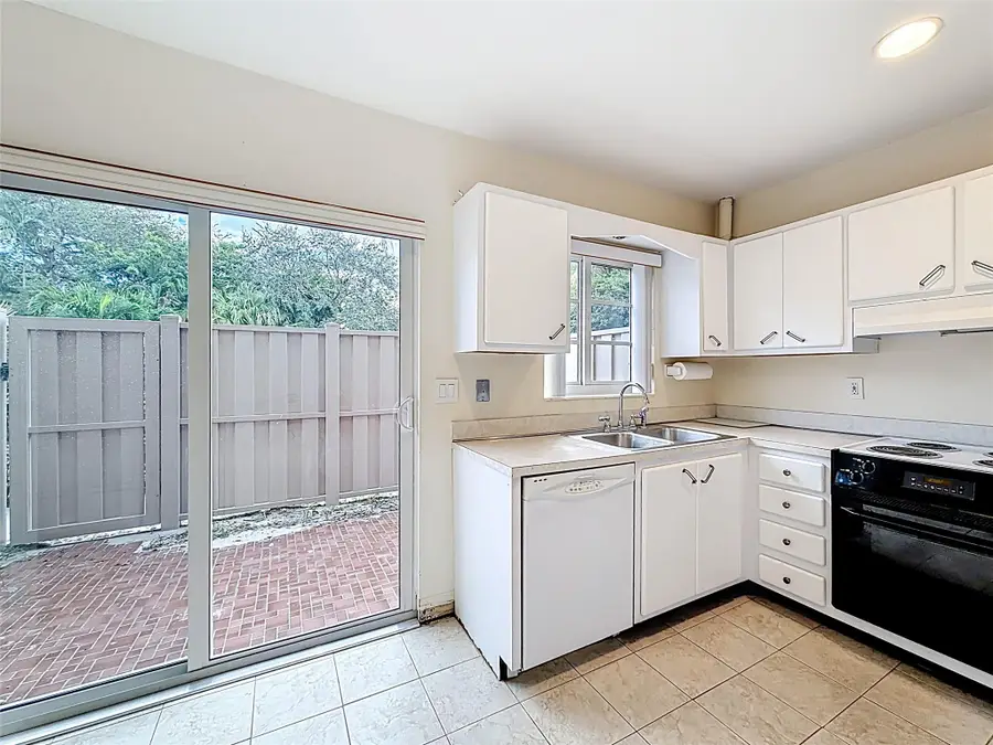 79 NE 20th Ct, Fort Lauderdale, FL 33305 - Image #3