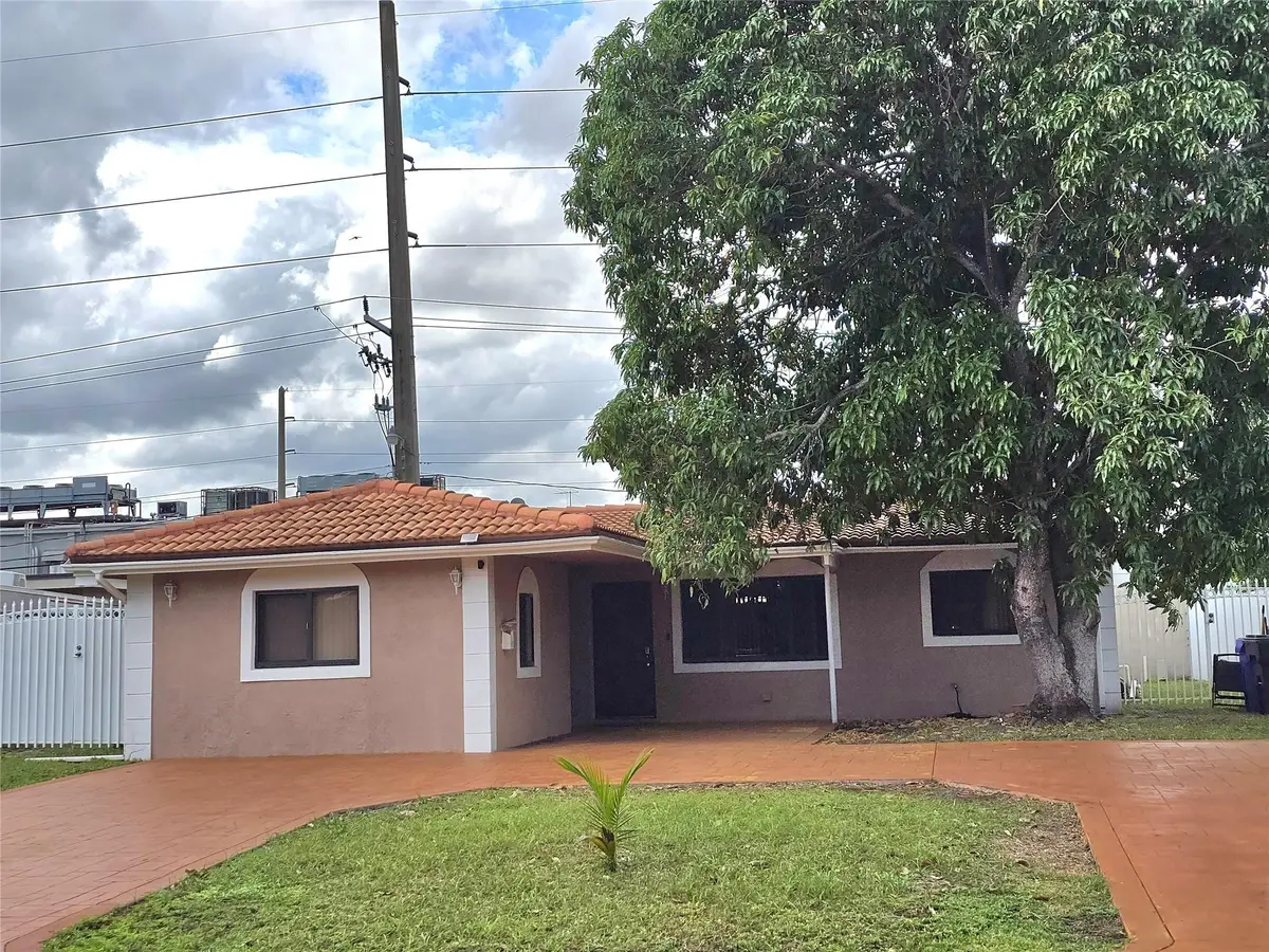 2420 N 59th Ter, Hollywood, FL 33021 - Image #1