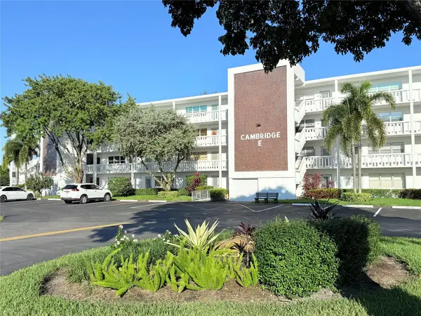 1113 Cambridge #1113, Deerfield Beach, FL 33442