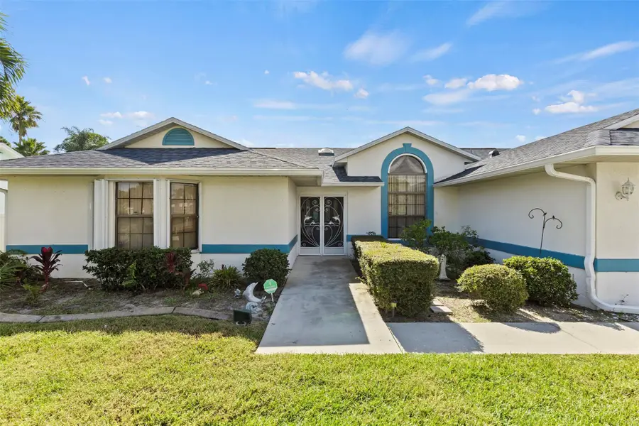 522 SE Majestic Ter, Port Saint Lucie, FL 34983 - Image #2