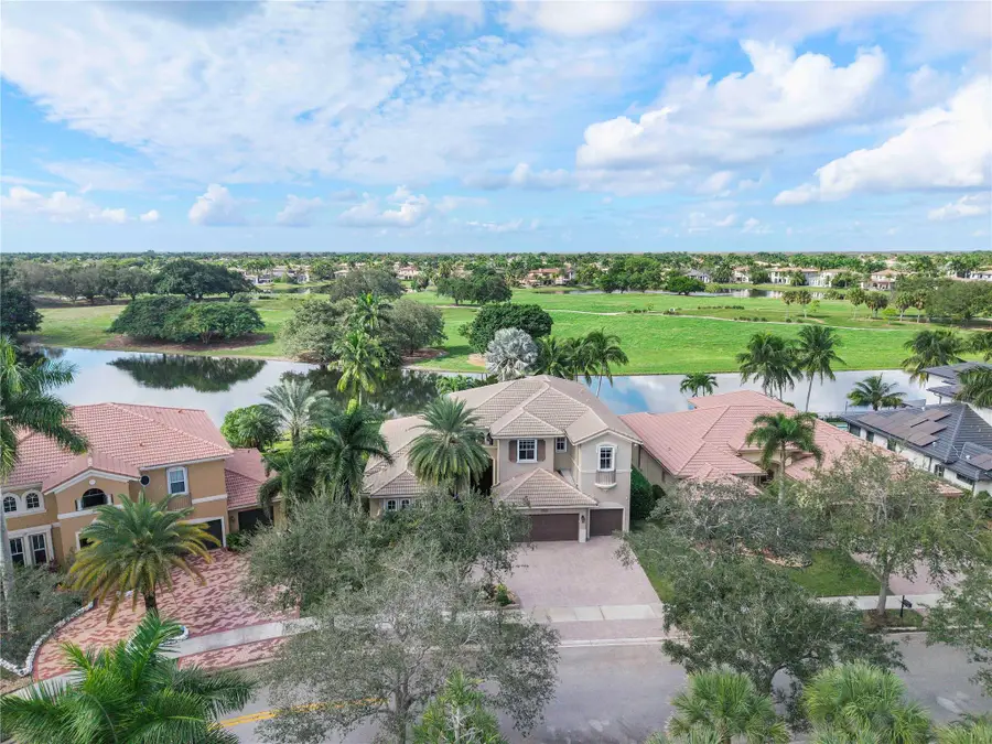 7409 NW 117th Ln, Parkland, FL 33076 - Image #2