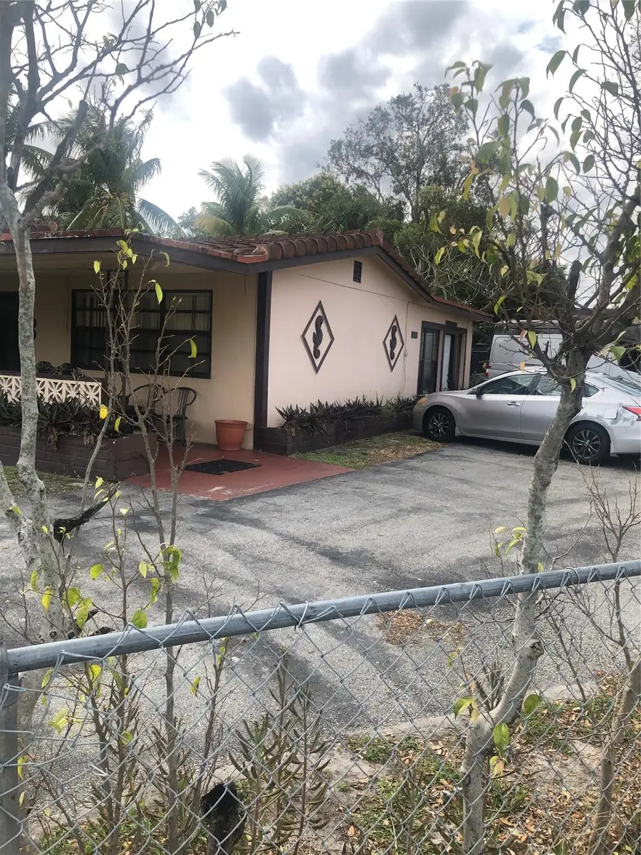 1100 NW 19th St, Fort Lauderdale, FL 33311 - Image #2