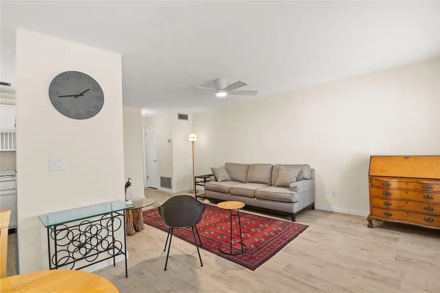 85 NW Crooked Tree Ln #203, Vero Beach, FL 32962 - Image #3