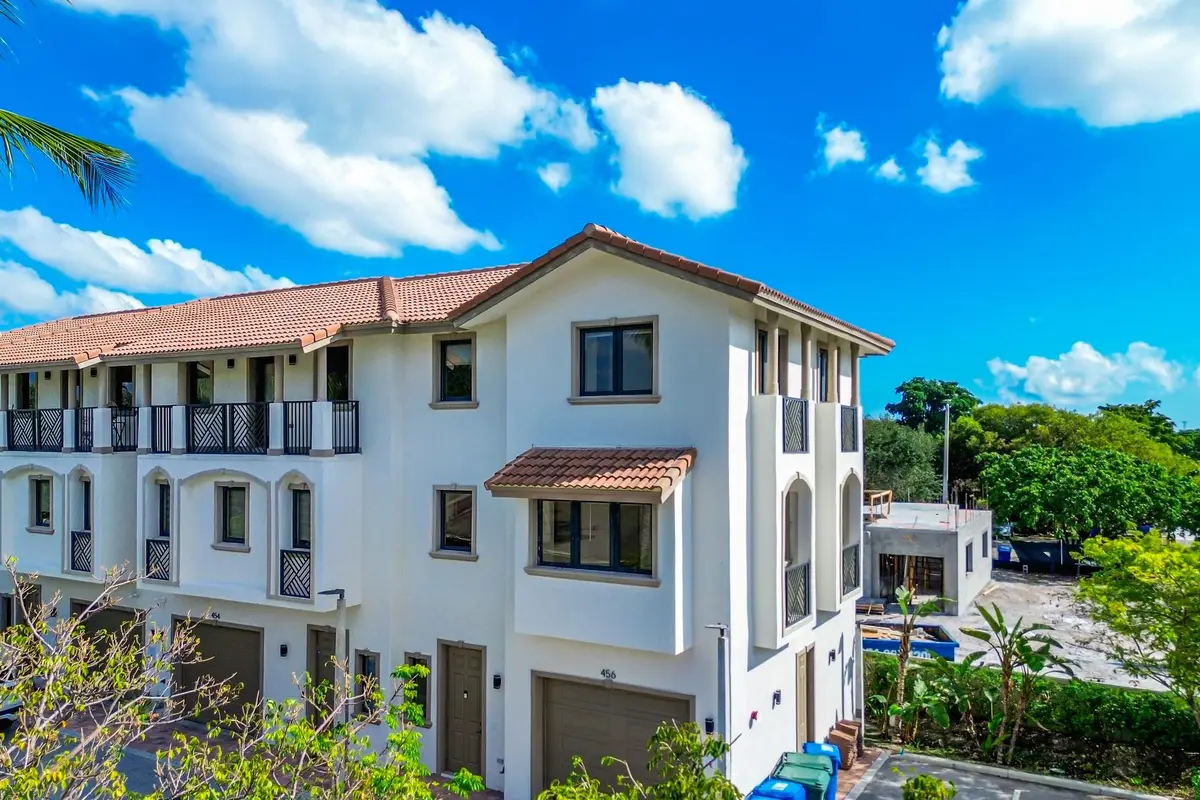 456 NW 41st St, Oakland Park, FL 33309 - Image #1