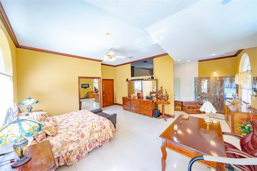 14630 Luray Rd, Southwest Ranches, FL 33330 - Image #3