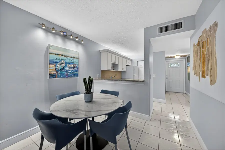 2920 NE 8th Ter #103, Oakland Park, FL 33334 - Image #3