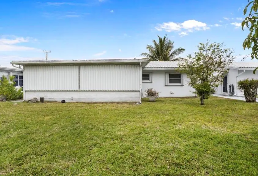 8410 NW 59 Pl, Tamarac, FL 33321 - Image #2