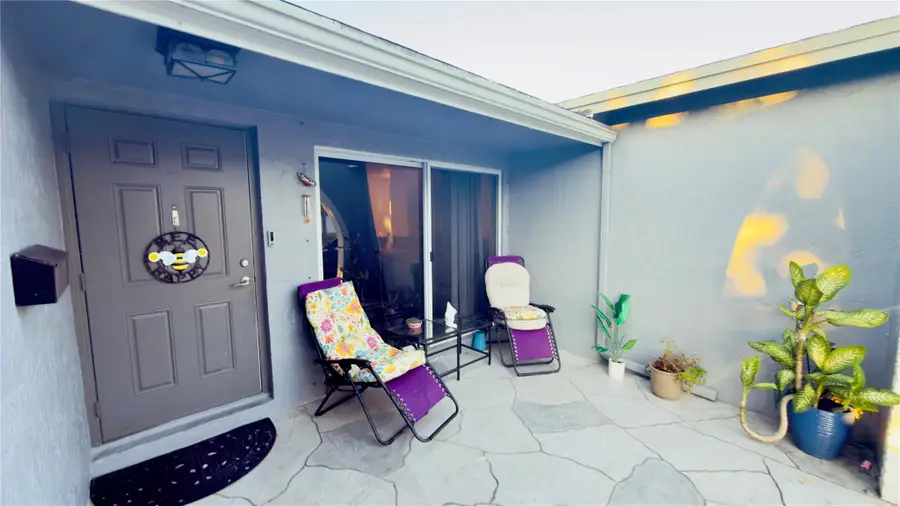 8421 NW 21st Ct, Sunrise, FL 33322 - Image #3