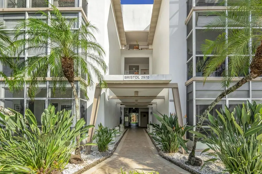 2970 NE 16th Ave #211, Oakland Park, FL 33334 - Image #2