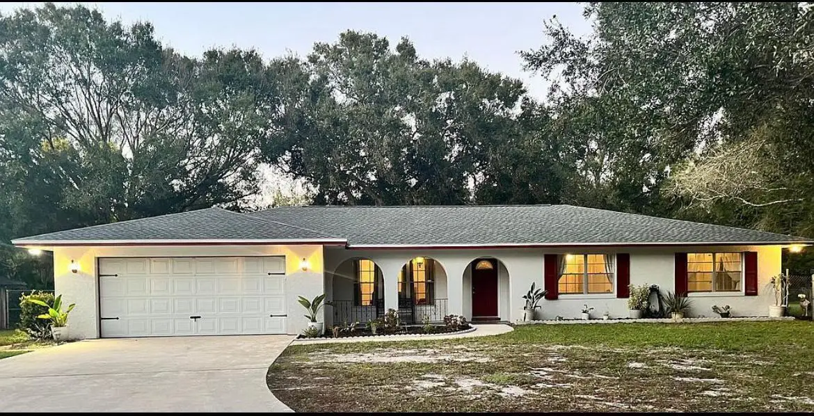 2902 Grove Dr, Fort Pierce, FL 34981 - Image #1