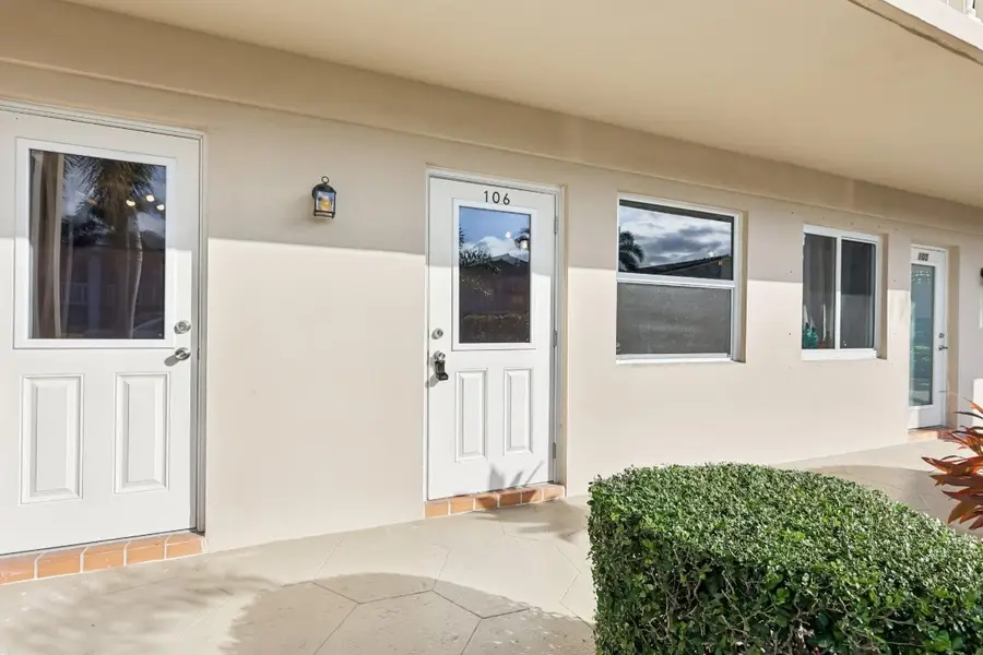 2131 42nd Court #106E, Lighthouse Point, FL 33064 - Image #2