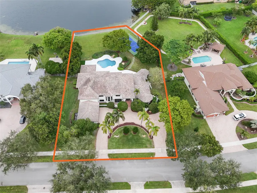 10303 SW 26th St, Davie, FL 33324 - Image #2