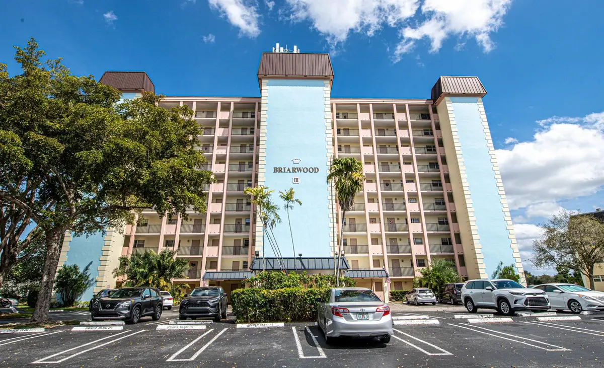 3575 Broken Woods Dr #303, Coral Springs, FL 33065 - Image #1