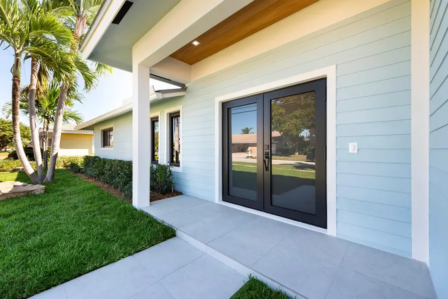 2440 NE 46th St, Lighthouse Point, FL 33064 - Image #3