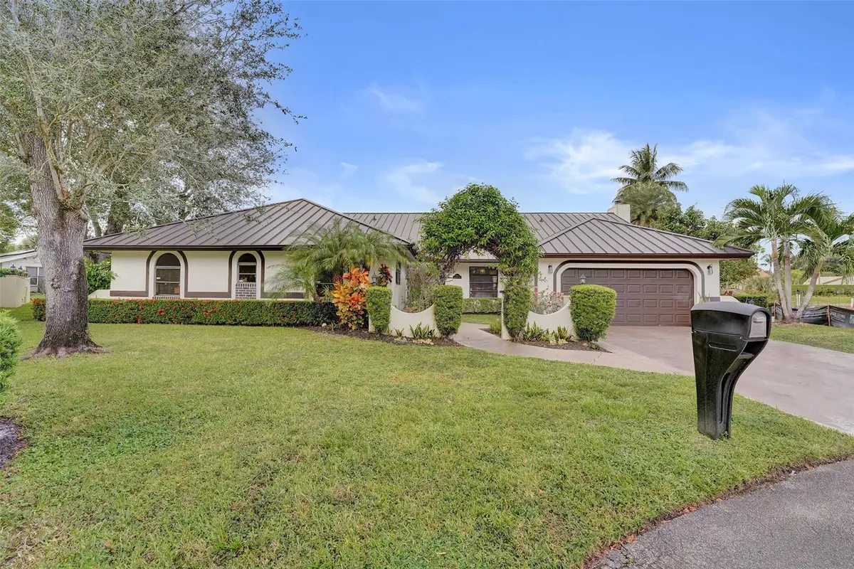 1041 SW 92nd Ave, Plantation, FL 33324 - Image #1
