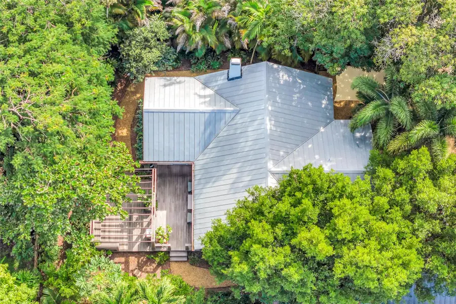 711 NE 17th Ave, Fort Lauderdale, FL 33304 - Image #3