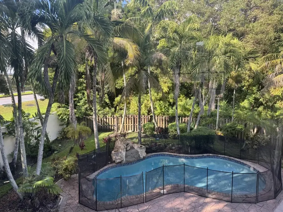 12353 Natalies Cove Rd, Cooper City, FL 33330 - Image #2