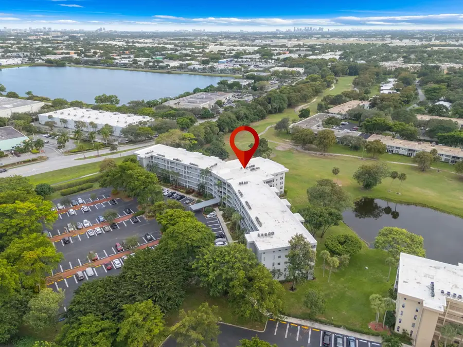4020 W Palm Aire Dr #312, Pompano Beach, FL 33069 - Image #3