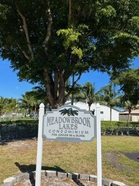 314 SE 10th St #305, Dania Beach, FL 33004 - Image #1