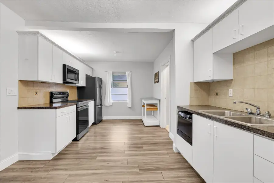 1939 Arthur St, Hollywood, FL 33020 - Image #2